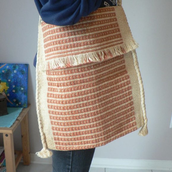 Woolen Shoulder Tote Bag - Picture 2 of 3